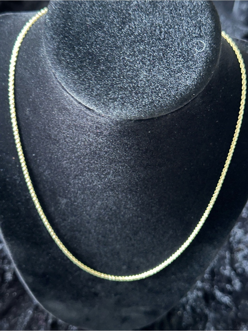 10K Solid Yellow Gold Diamond Cut Rope Chain Necklace 18”
Classic Fine Jewelry